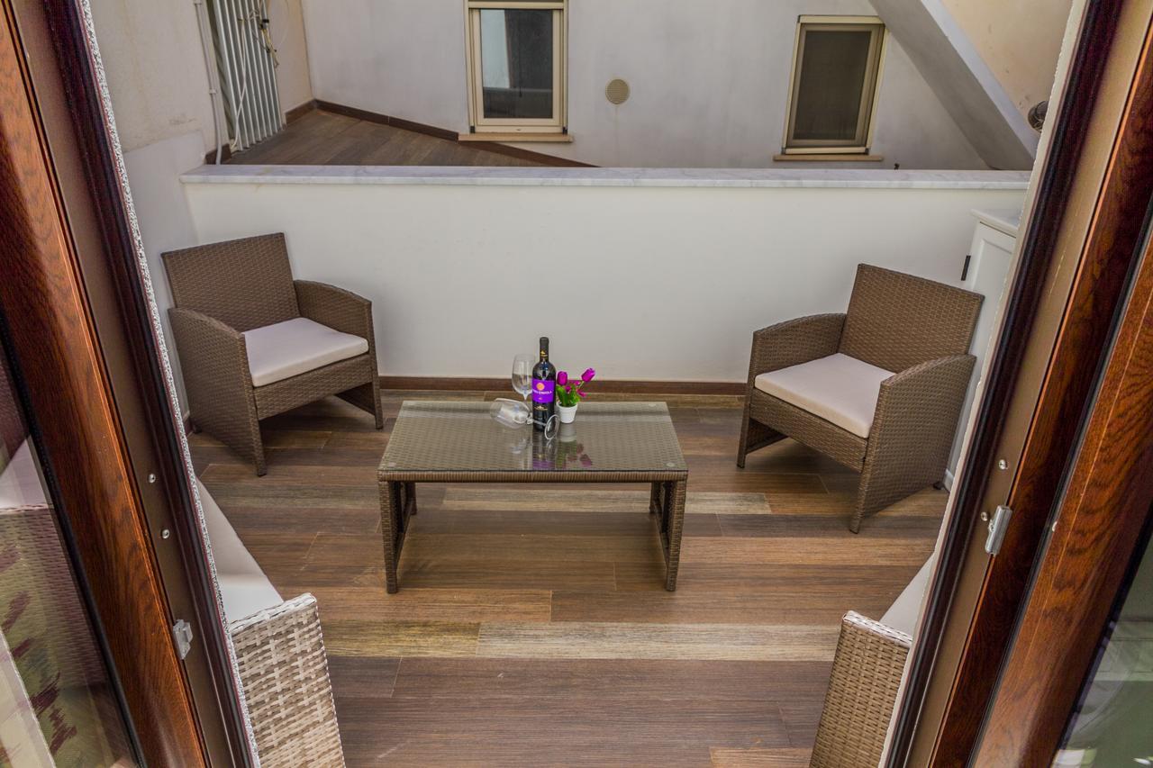 Suite Bordonaro Apartments Cefalu Bagian luar foto